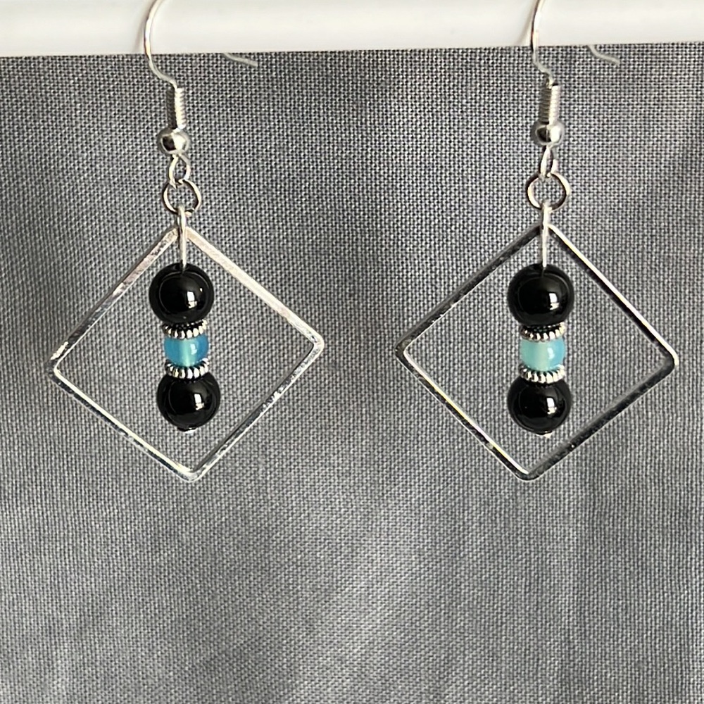 21113 Onyx and Blue Agate Earrings